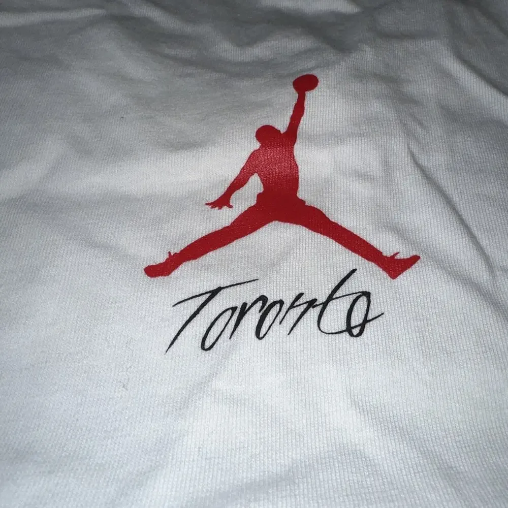 RARE Jordan Toronto Box Logo Graphic Shirt DO7857-100 White Size Large